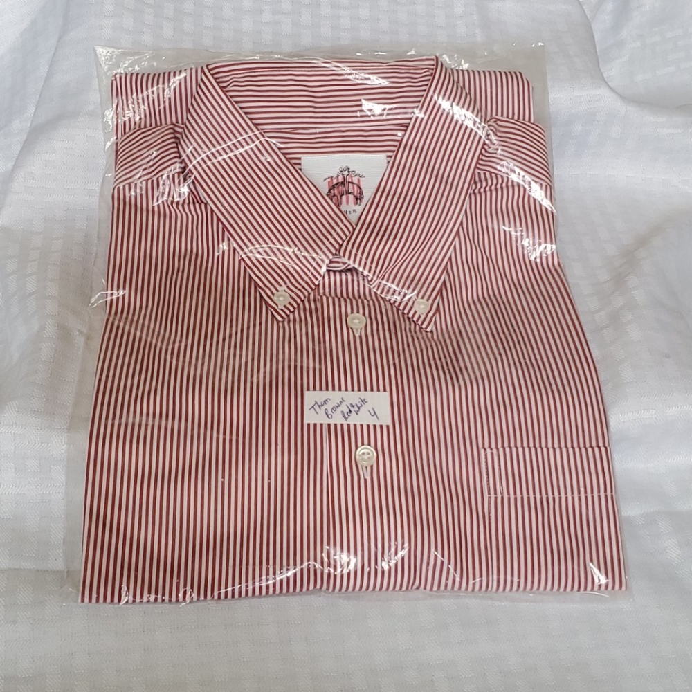 Brooks Brothers Men's Red and White Casual Shirt